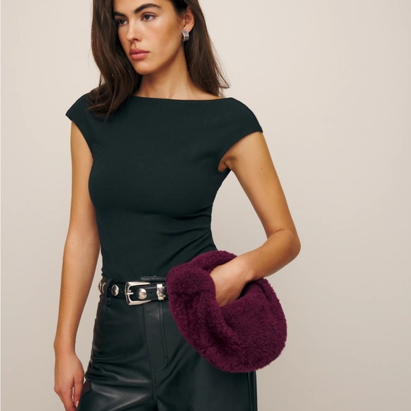 Reformation Tops - SOLD // Reformation Darra Knit Top S